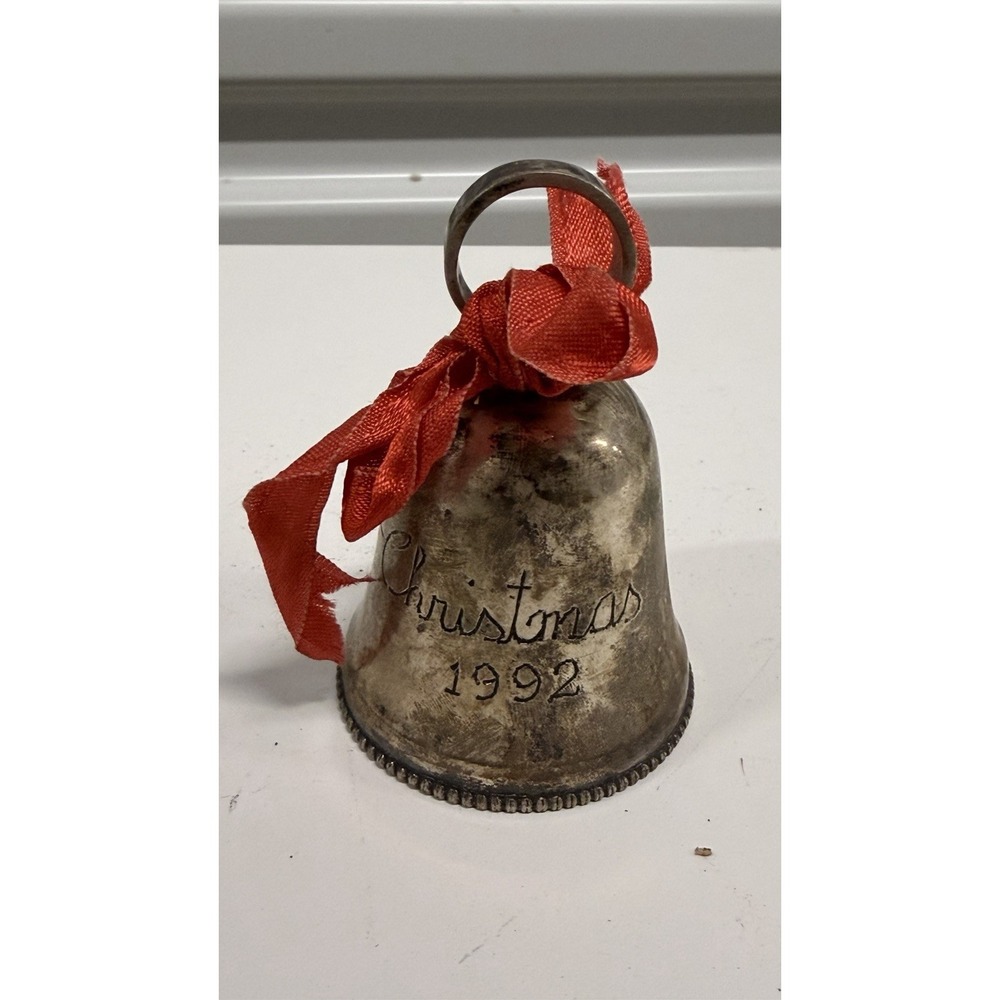 Vintage International Silver Company 1992 Silver Plated 1992 Christmas Bell